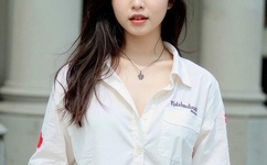 乱码无人区一卡二卡观